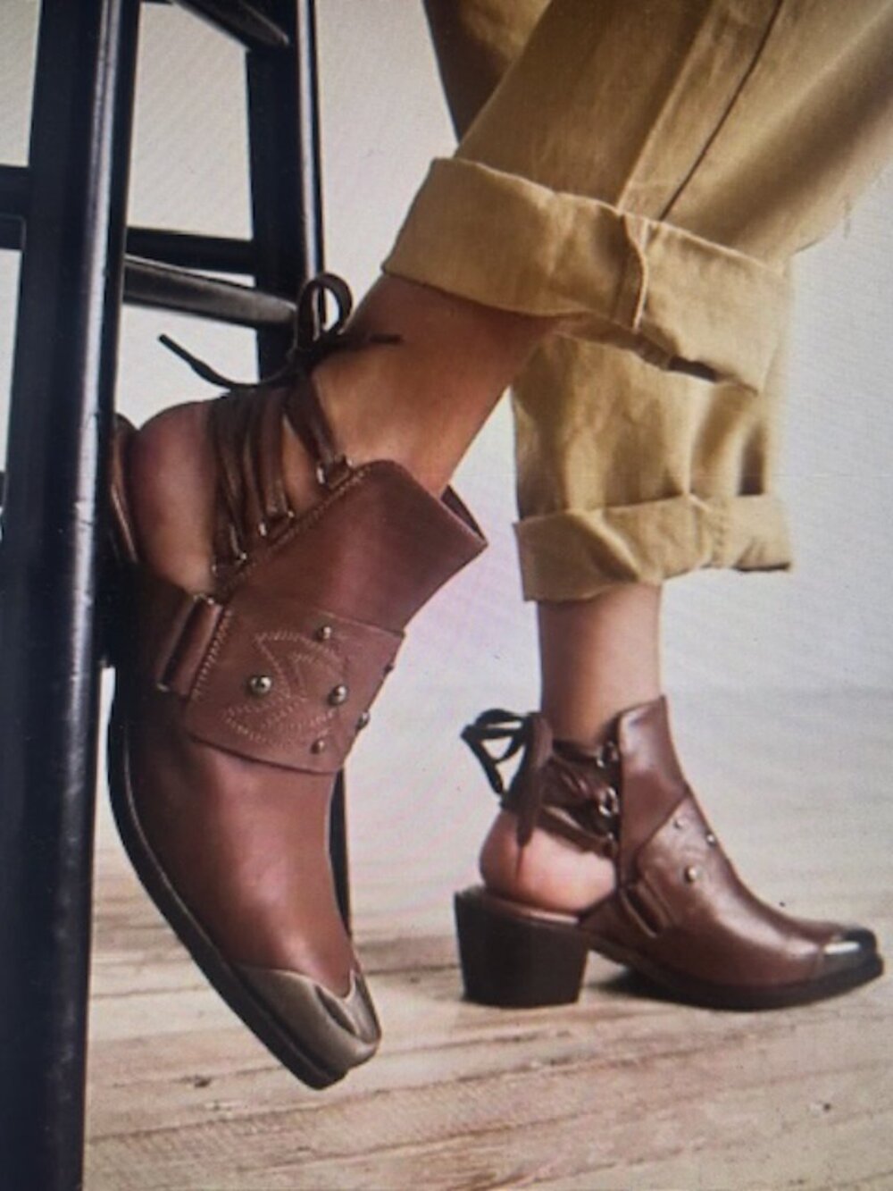 Free People Lush Brown Chocolate Leather Studded Rory Studded Shoe Boots NEW - Picture 3 of 16